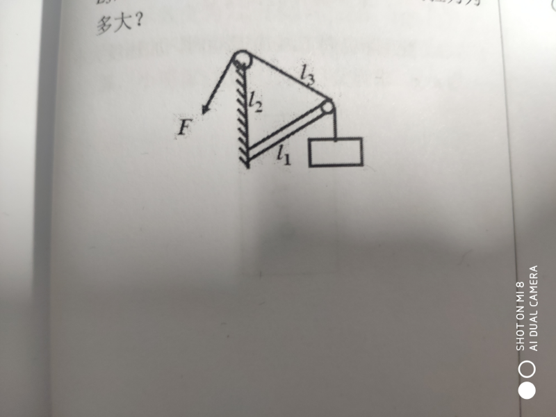 ڽ